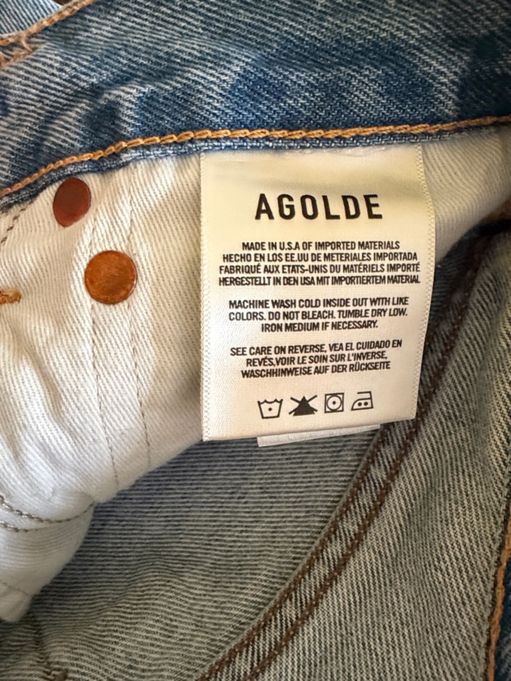 Gently worn! Women’s AGOLDE Raw Edge Denim Shorts | Size 25 - Picture 7 of 7